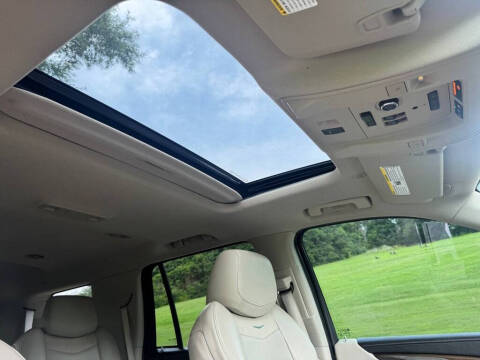 2020 Cadillac Escalade Luxury