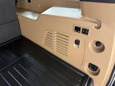 2019 Cadillac Escalade ESV Platinum