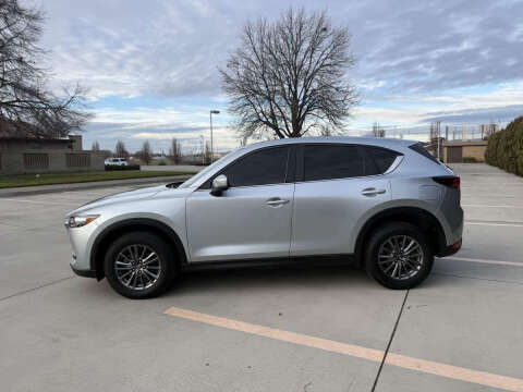 2017 Mazda CX-5 Sport