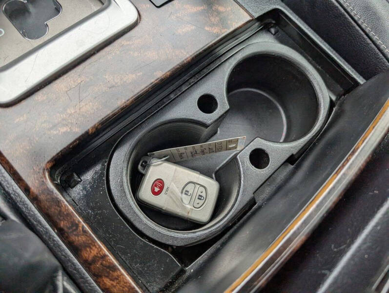 2013 Toyota Land Cruiser