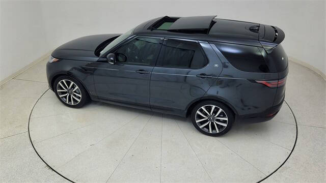 2024 Land Rover Discovery P300 Dynamic SE