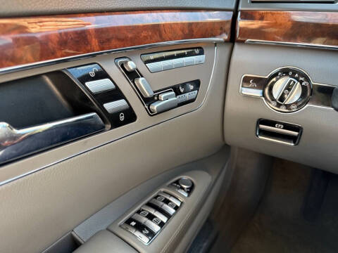 2008 Mercedes-Benz S-Class S 550 4MATIC