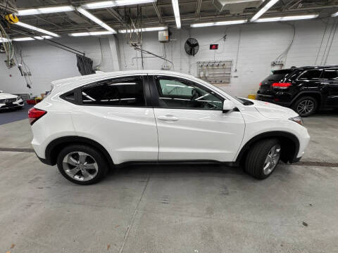 2017 Honda HR-V LX