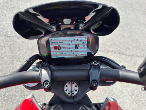 2023 Ducati Monster Plus