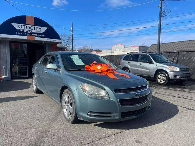 2009 Chevrolet Malibu for sale at OTOCITY in Totowa NJ