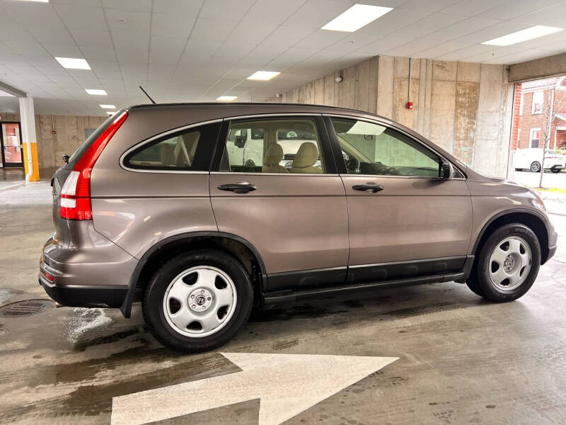 2010 Honda CR-V LX photo 5