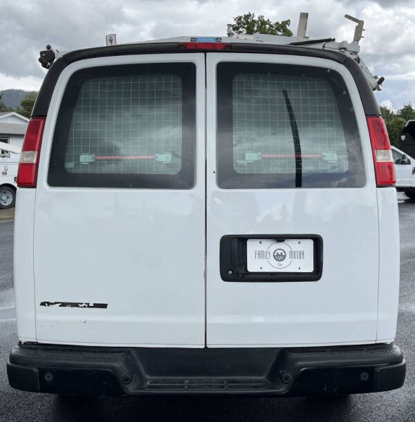 2018 Chevrolet Express 2500