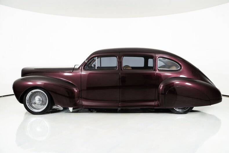 1940 Lincoln Zephyr