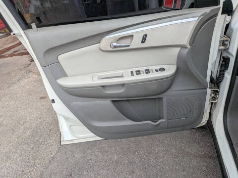 2012 Chevrolet Traverse LT