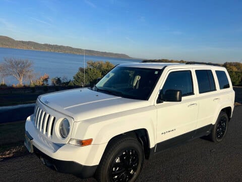 2016 Jeep Patriot for sale at Triple R Sales in Lake City MN