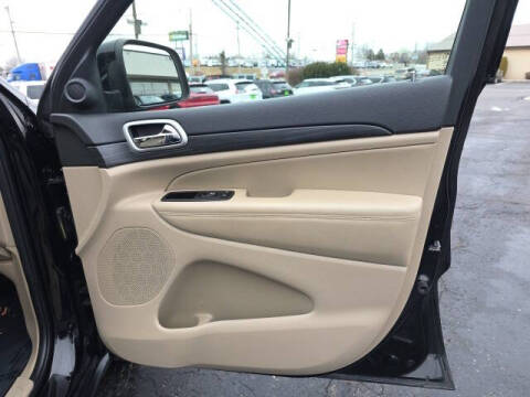 2022 Jeep Grand Cherokee WK Laredo E