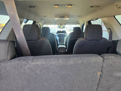 2011 Chevrolet Traverse LT