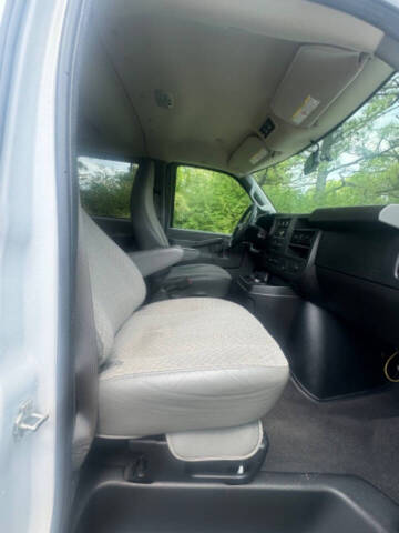 2016 Chevrolet Express LT 2500