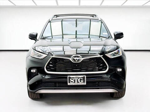 2023 Toyota Highlander Platinum
