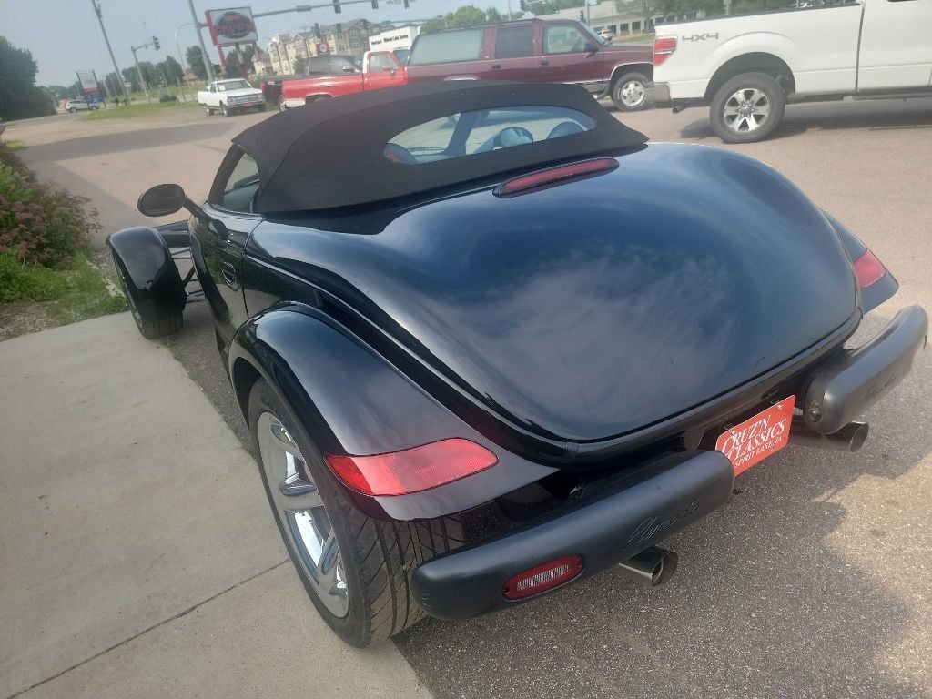 2000 Plymouth Prowler 20