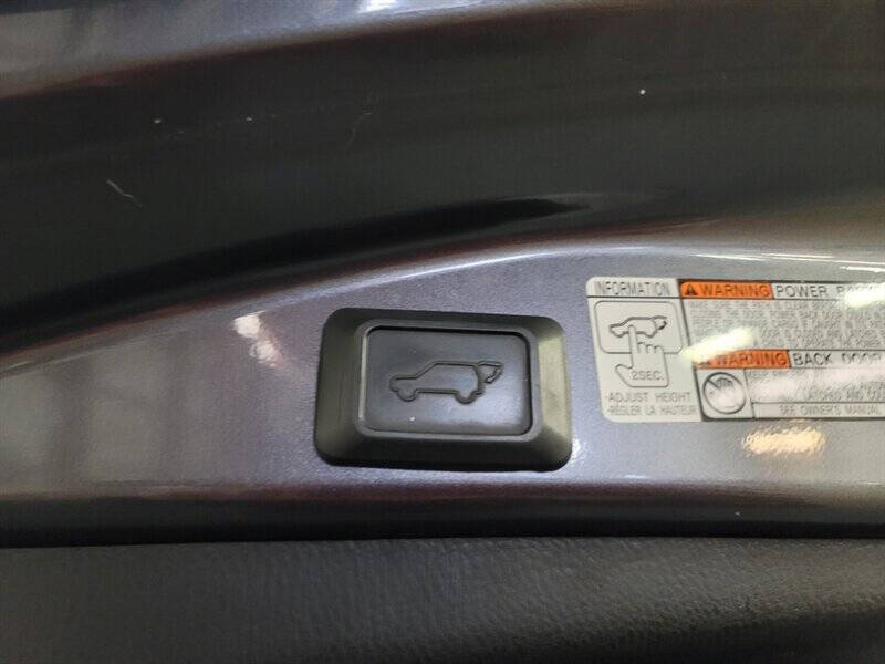 2016 Toyota RAV4 Hybrid XLE