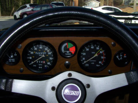 1982 FIAT 2000 Spider