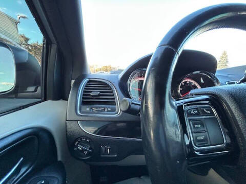 2019 Dodge Grand Caravan SXT 35th Anniversary Edition