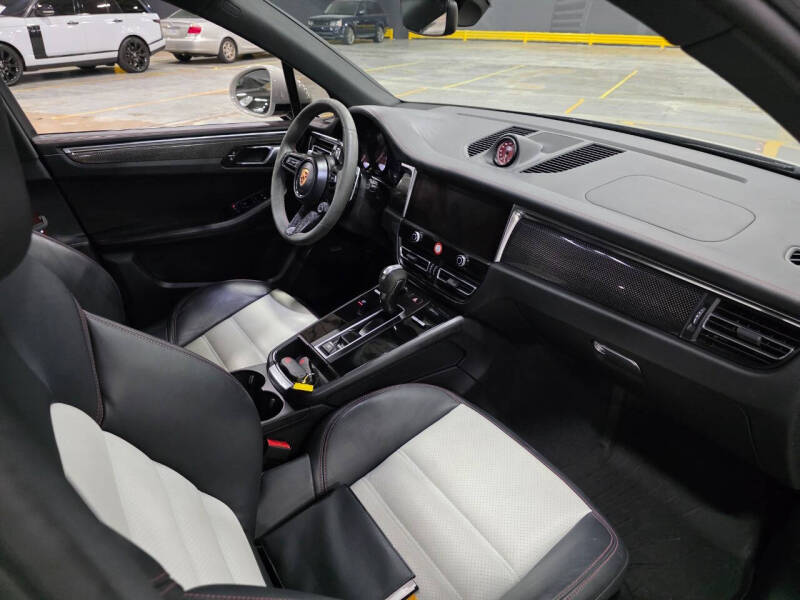 2023 Porsche Macan GTS