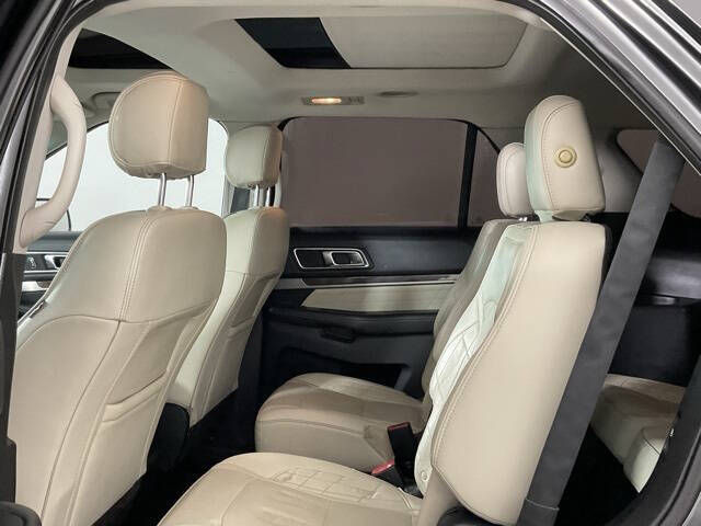2017 Ford Explorer Platinum