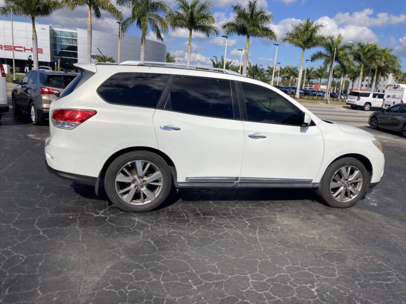 2014 Nissan Pathfinder SL