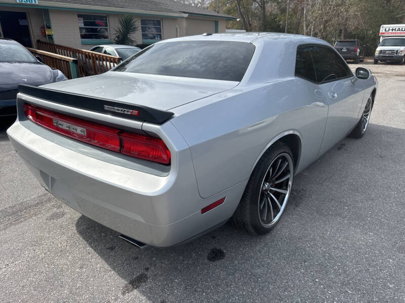 2009 Dodge Challenger SRT8