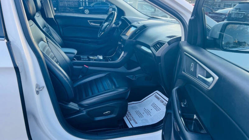 2019 Ford Edge SEL
