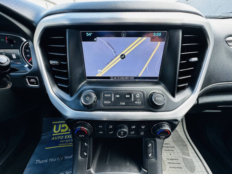 2017 GMC Acadia SLT-1