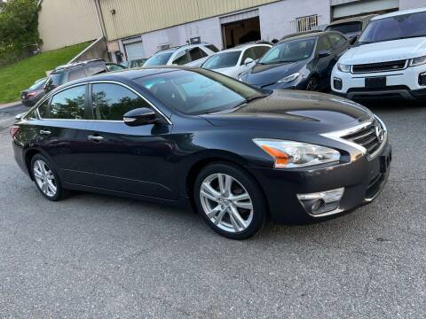 2013 Nissan Altima for sale at Dream Auto Group in Dumfries VA