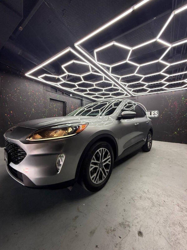 2021 Ford Escape SEL