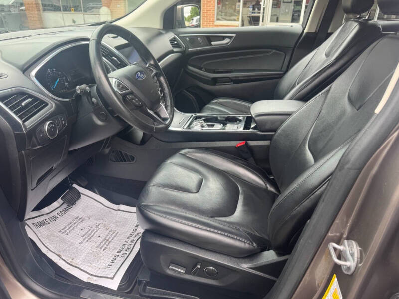 2019 Ford Edge Titanium