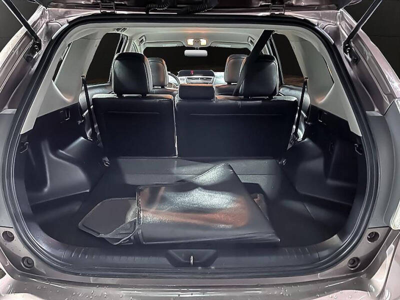 2016 Toyota Prius v