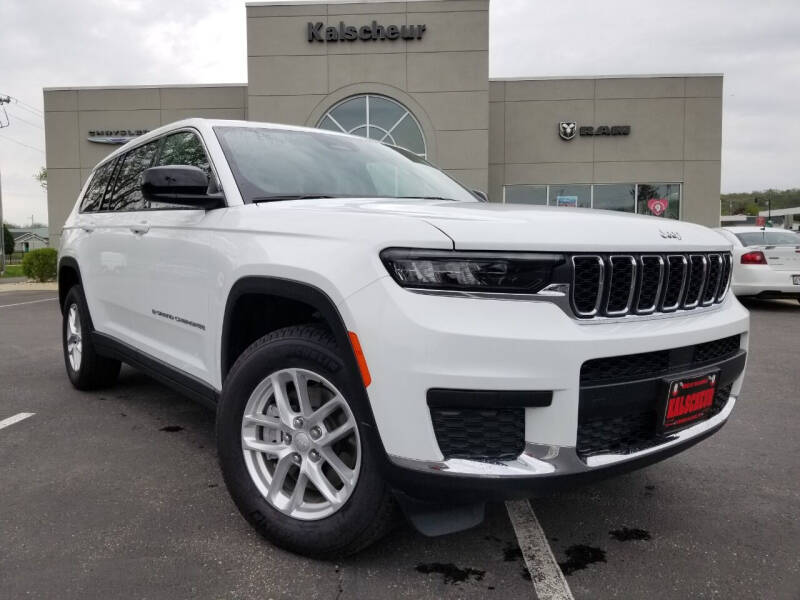 2022 Jeep Grand Cherokee L Laredo