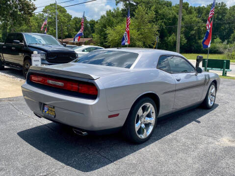 2013 Dodge Challenger SXT