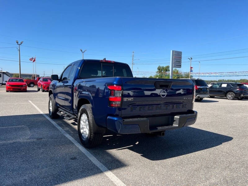 2022 Nissan Frontier SV