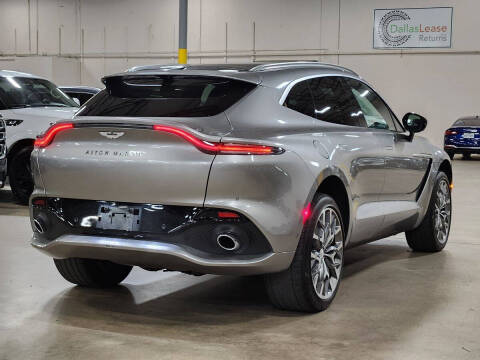 2023 Aston Martin DBX