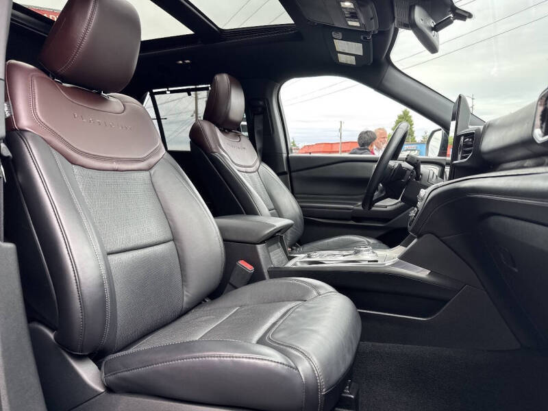 2020 Ford Explorer Platinum