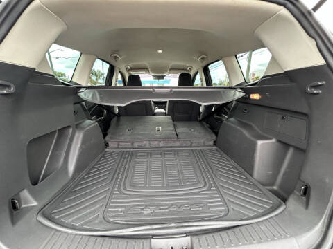 2019 Ford Escape S