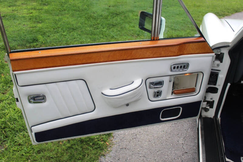 1989 Rolls-Royce Corniche