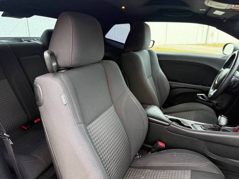 2018 Dodge Challenger SXT