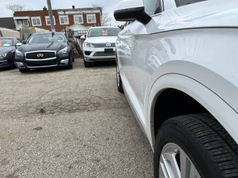 2018 Audi Q5 2.0T quattro Premium Plus