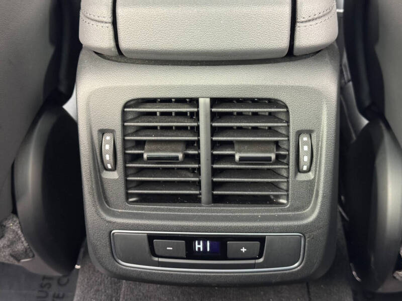 2022 Audi e-tron GT quattro Premium Plus