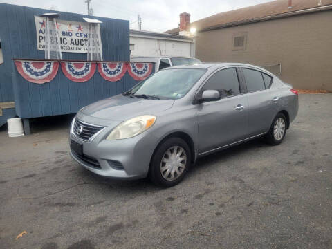 2012 Nissan Versa 1.6 SL
