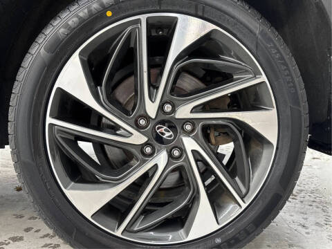 2020 Hyundai Tucson Sport