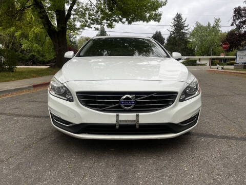 2016 Volvo V60 T5 Drive-E Premier