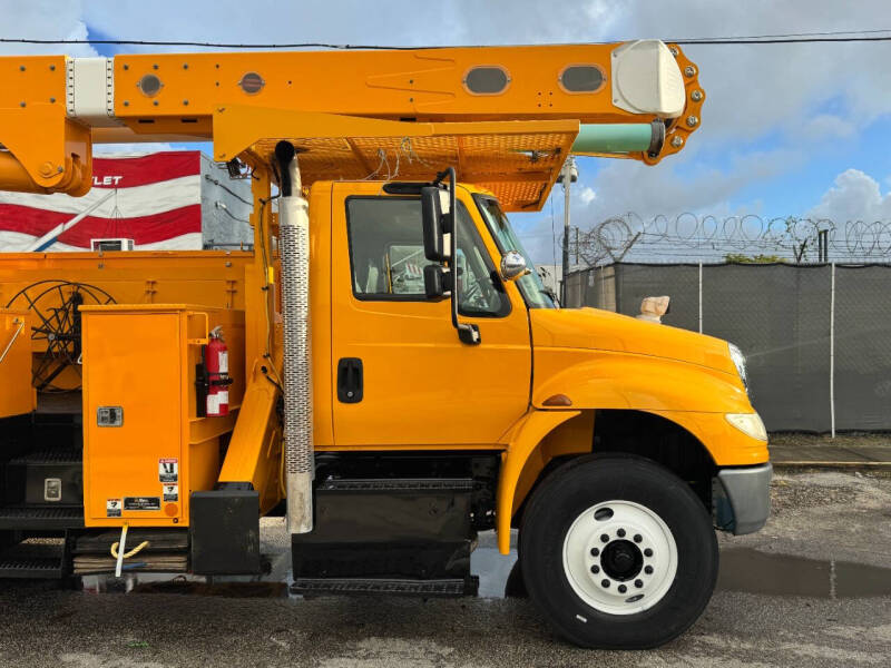 2017 International DuraStar 4300