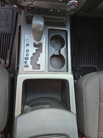 2011 Nissan Titan SV