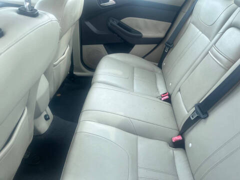 2012 Ford Focus SEL