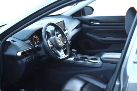 2021 Nissan Altima 2.5 SR