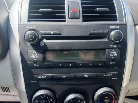 2010 Toyota Corolla LE